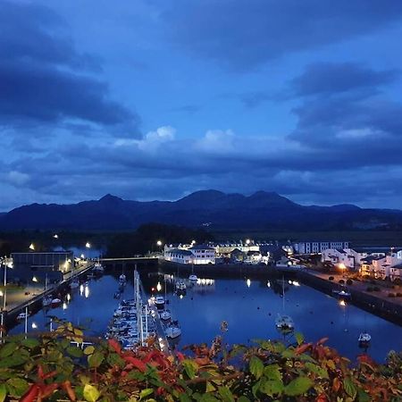 Porthmadog Harbour Town - High Street Apartment. Екстер'єр фото
