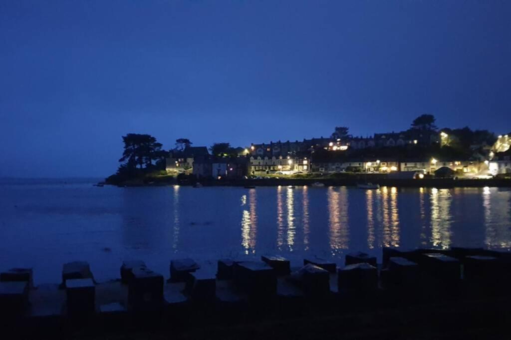 Porthmadog Harbour Town - High Street Apartment. Екстер'єр фото