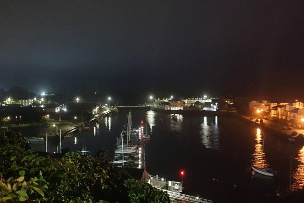 Porthmadog Harbour Town - High Street Apartment. Екстер'єр фото